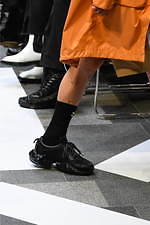 ディーベック 2020年春夏コレクション - 光と影の魅力をもった都市と調和する機能服｜写真51