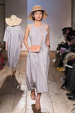 ザ ファクトリー 2020年春夏ウィメンズコレクション - 南仏に広がるラベンダー畑、柔らかな空気｜写真11