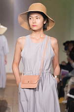 ザ ファクトリー 2020年春夏ウィメンズコレクション - 南仏に広がるラベンダー畑、柔らかな空気｜写真12