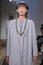 ザ ファクトリー 2020年春夏ウィメンズコレクション - 南仏に広がるラベンダー畑、柔らかな空気｜写真17