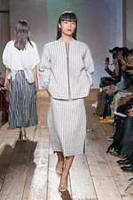 ザ ファクトリー 2020年春夏ウィメンズコレクション - 南仏に広がるラベンダー畑、柔らかな空気｜写真29