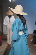 ザ ファクトリー 2020年春夏ウィメンズコレクション - 南仏に広がるラベンダー畑、柔らかな空気｜写真51