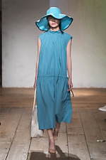 ザ ファクトリー 2020年春夏ウィメンズコレクション - 南仏に広がるラベンダー畑、柔らかな空気｜写真52