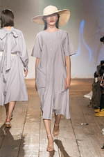 ザ ファクトリー 2020年春夏ウィメンズコレクション - 南仏に広がるラベンダー畑、柔らかな空気｜写真6