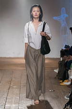 ザ ファクトリー 2020年春夏ウィメンズコレクション - 南仏に広がるラベンダー畑、柔らかな空気｜写真77