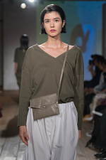 ザ ファクトリー 2020年春夏ウィメンズコレクション - 南仏に広がるラベンダー畑、柔らかな空気｜写真84