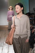 ザ ファクトリー 2020年春夏ウィメンズコレクション - 南仏に広がるラベンダー畑、柔らかな空気｜写真86