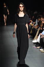 ガッツダイナマイトキャバレーズ 2020年春夏コレクション - プロレスラー武藤敬司や神取忍も登場｜写真11