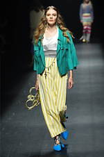 ガッツダイナマイトキャバレーズ 2020年春夏コレクション - プロレスラー武藤敬司や神取忍も登場｜写真26