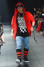 ガッツダイナマイトキャバレーズ 2020年春夏コレクション - プロレスラー武藤敬司や神取忍も登場｜写真48