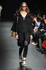 ガッツダイナマイトキャバレーズ 2020年春夏コレクション - プロレスラー武藤敬司や神取忍も登場｜写真5