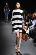 ガッツダイナマイトキャバレーズ 2020年春夏コレクション - プロレスラー武藤敬司や神取忍も登場｜写真9