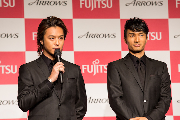 ジルスチュアートがdocomoのスマホに - ARROWSの新モデル、CMはEXILEのTAKAHIROらが出演｜写真1