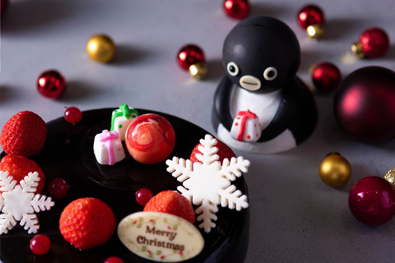 東京・池袋のホテルメトロポリタンから“Suicaのペンギン”クリスマスケーキ｜写真3