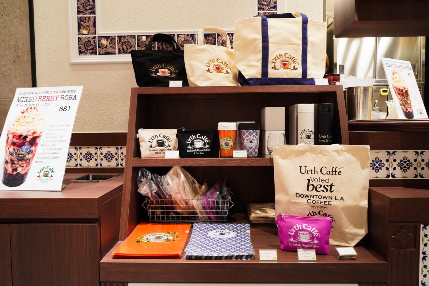 写真3 7 La発 アースカフェ 新業態のコーヒースタンドが渋谷に タピオカドリンクも提供 ファッションプレス