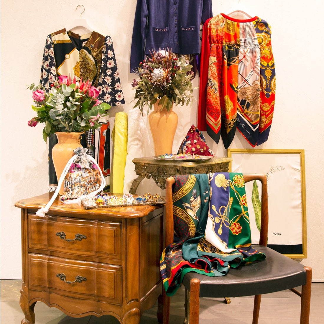 ミュベール“1点物”のヴィンテージスカーフドレスやバッグ、ビームス ジャパンで限定発売｜写真8
