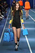 オニツカタイガー 2020年春夏コレクション、ボーダーレスな多様性を象徴する現代のユニフォーム｜写真24