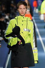 オニツカタイガー 2020年春夏コレクション、ボーダーレスな多様性を象徴する現代のユニフォーム｜写真53