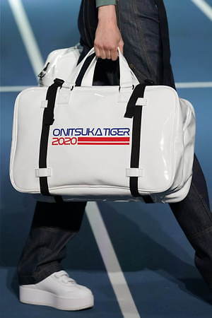 Amazon | [オニツカタイガー] Onitsuka Tiger BOSTON BAG S