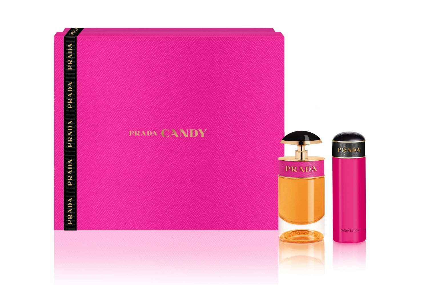 プラダ人気フレグランスの19年クリスマスコフレ、甘いキャラメル香る「プラダ キャンディ」など