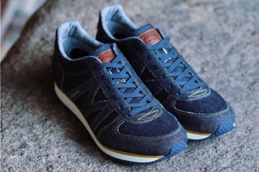 エドウイン×ミズノ“デニム素材”のスニーカー、レザーパッチやイエローステッチを施して