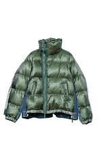 sacaiの直営店が渋谷スクランブルスクエアに、“ダウン×デニム”限定ジャケットも販売｜写真7