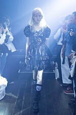 イクミ 2020年春夏コレクション - この世に揺らめく“幽霊”ときもだめしを、コムアイとコラボ｜写真28