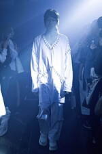 イクミ 2020年春夏コレクション - この世に揺らめく“幽霊”ときもだめしを、コムアイとコラボ｜写真54