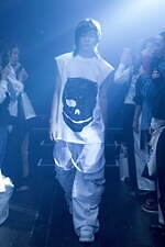 イクミ 2020年春夏コレクション - この世に揺らめく“幽霊”ときもだめしを、コムアイとコラボ｜写真58