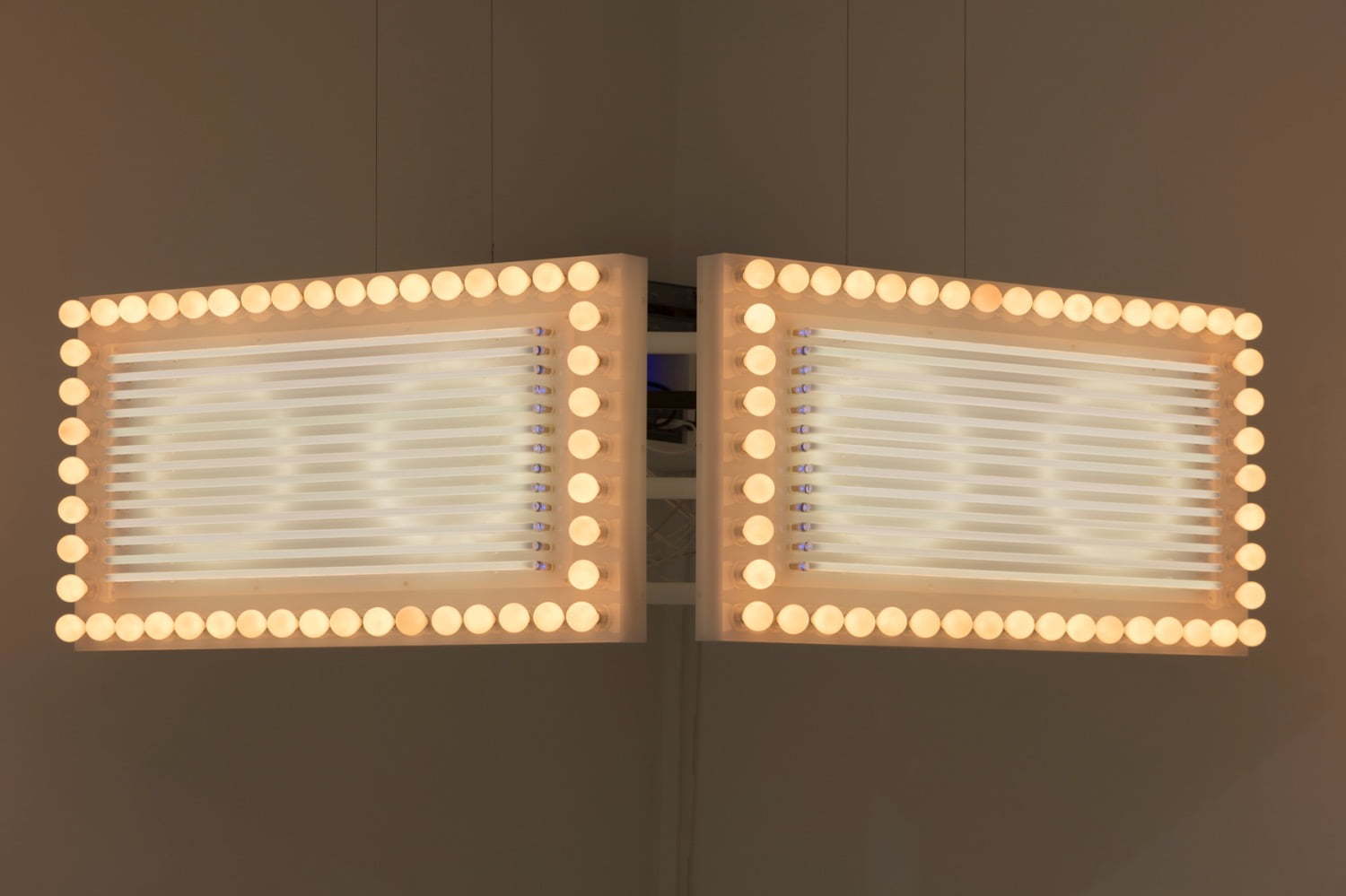 ワタリウム美術館「フィリップ・パレーノ展」