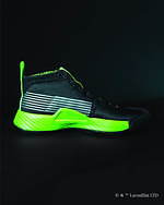 アディダス×スター・ウォーズ、第1弾はライトセーバーモチーフのバスケットシューズ｜写真6