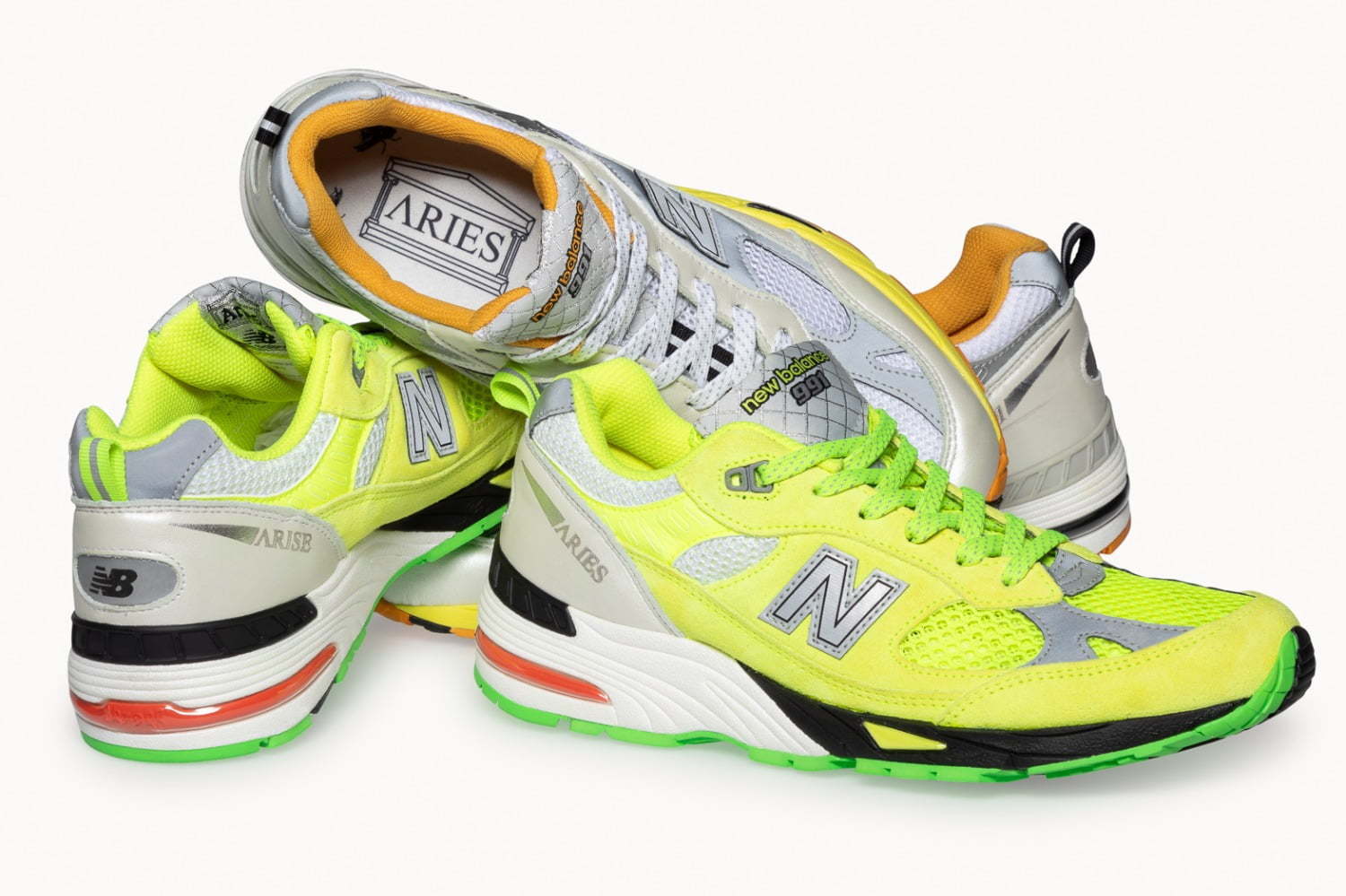 ニューバランス×アリーズ「991」スニーカー、ネオンイエローのアッパー