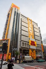 タワーレコード渋谷店がリニューアルオープン - 本を閲覧できるカフェやイベントスペースも新設｜写真29