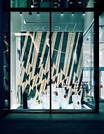 舘鼻則孝新作個展にレディー・ガガ着用代表作『ヒールレスシューズ』の新作、入場無料・銀座で開催｜写真19