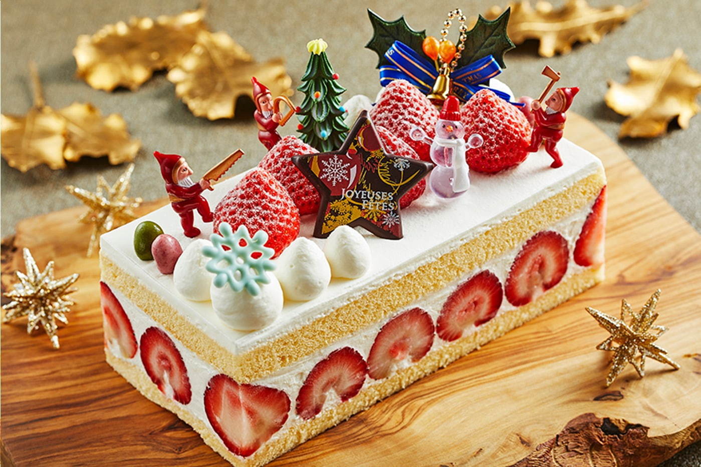 赤坂エクセルホテル東急のクリスマスケーキ「あまおうフレジェ」高級イチゴ×ふんわり生クリーム｜写真1
