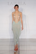 ラペルラ 2013年春夏コレクション - 究極の女性美を引き出す、官能とエレガンスの世界｜写真7