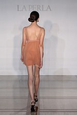 ラペルラ 2013年春夏コレクション - 究極の女性美を引き出す、官能とエレガンスの世界｜写真14