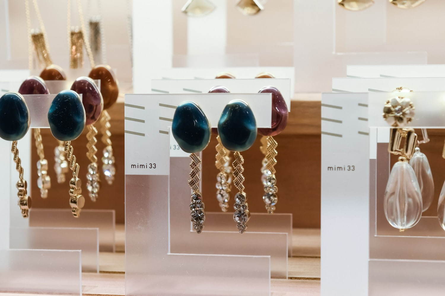 耳アクセサリー専門店 Mimi33 渋谷パルコに 3ラインで展開するピアスやイヤリング約3 000種 ファッションプレス 耳アクセサリー専門店 Mimi33 渋谷パルコに 3ラインで展開するピアスやイヤリング約3 000種 ファッションプレス