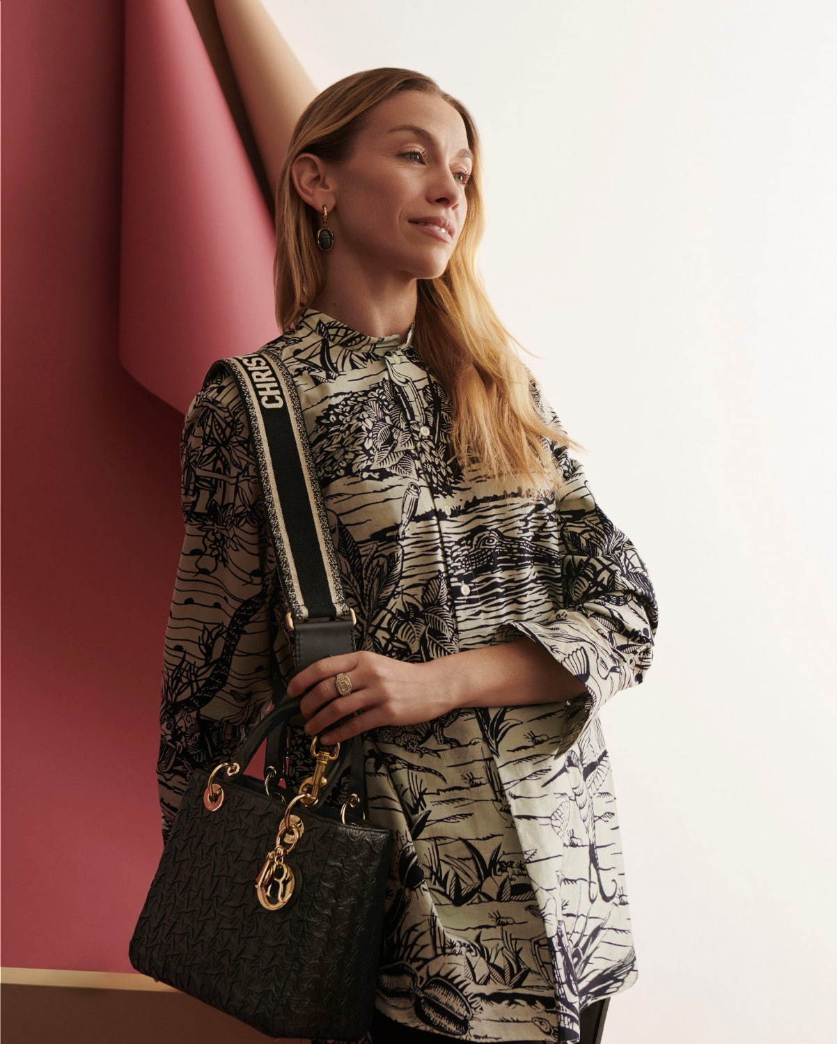 【ヤシの木モチーフ☆】DIOR Dioriviera バッグチャーム ディオールのアイコンバッグ「レディ ディオール」に“ヤシの木