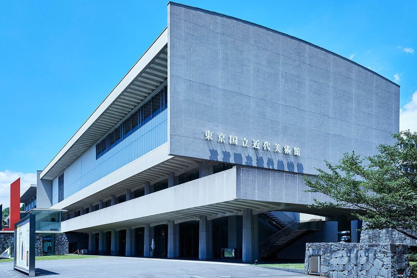 アピチャッポン・ウィーラセタクン｜東京都内美術館の楽しみ方ガイド - 展覧会“プラスα”で楽しむおすすめポイントを紹介