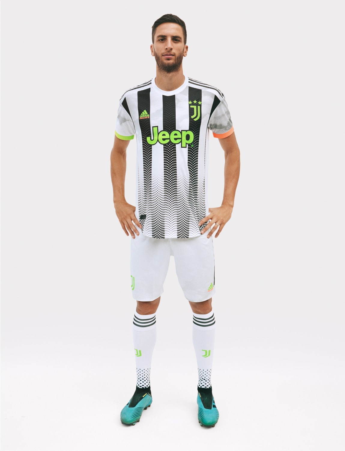 写真41 57 パレス スケートボード アディダスによるサッカークラブ ユベントス のユニフォーム発売 ファッションプレス