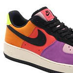 ナイキのアトモス限定スニーカー、ヴィヴィッドなマルチカラーをあしらって｜写真9