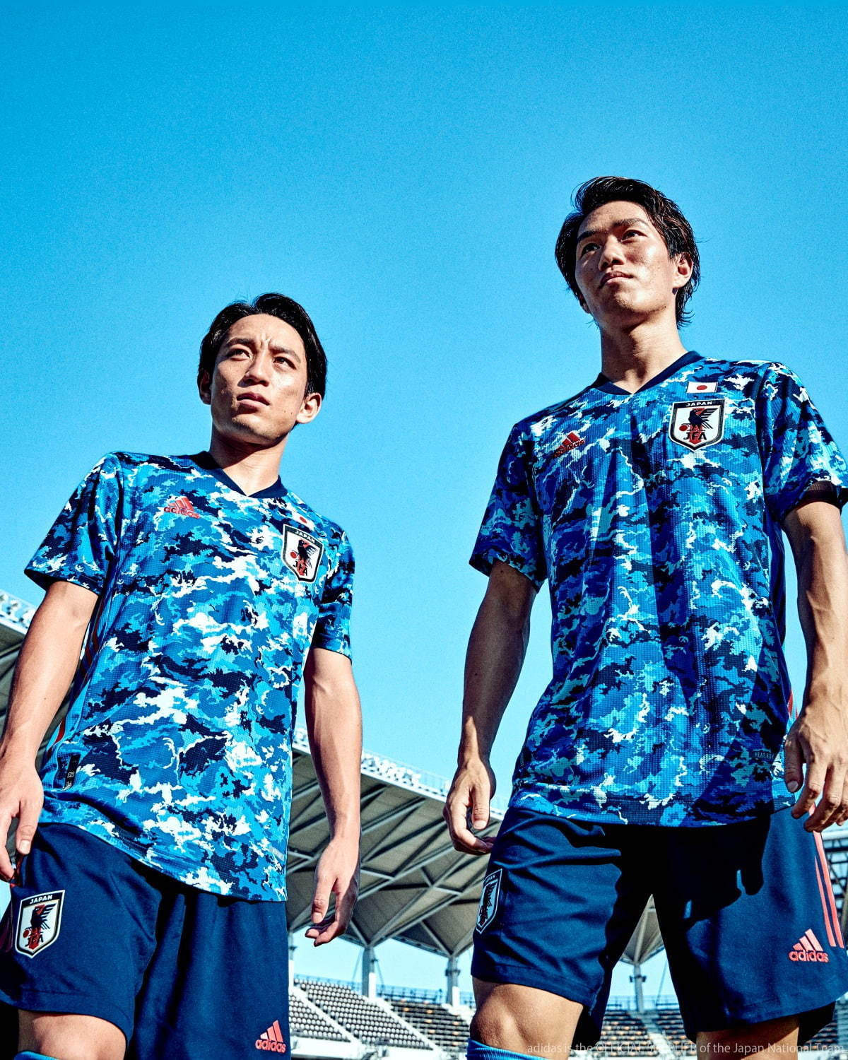 サッカー日本代表2020ホームユニフォームをアディダスが発売 - 久保建英、南野拓実らがビジュアルに｜写真13