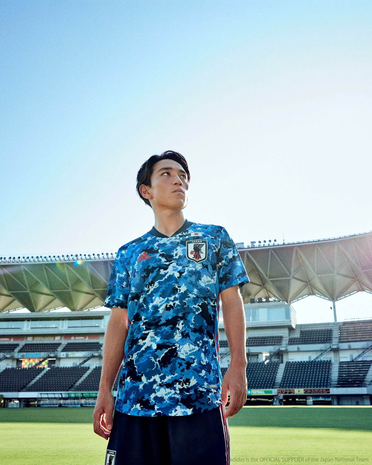 写真14 30 サッカー日本代表ホームユニフォームをアディダスが発売 久保建英 南野拓実らがビジュアルに ファッションプレス