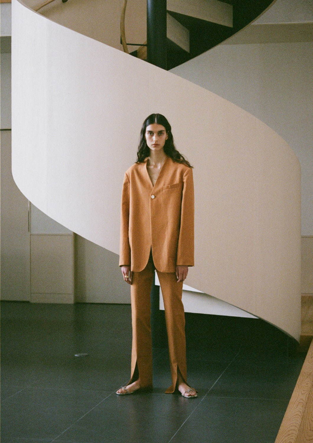 イン(IHNN) 2020年春夏ウィメンズコレクション  - 写真20