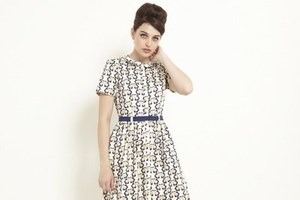 ピープル・ツリーがピーター・イェンセン、オーラ・カイリーとのコラボラインを発表