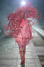 リトゥンアフターワーズ 2020年春夏コレクション - 新しいカタチの洋服は浮遊感を漂わせて｜写真11