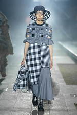 リトゥンアフターワーズ 2020年春夏コレクション - 新しいカタチの洋服は浮遊感を漂わせて｜写真33