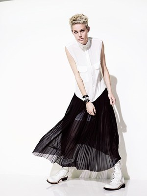 Y’s(ワイズ) 2013年春夏コレクション - ”動き”を宿した服たち｜写真1