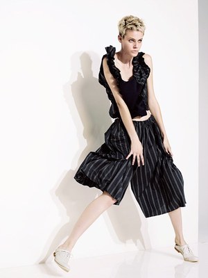Y’s(ワイズ) 2013年春夏コレクション - ”動き”を宿した服たち｜写真13